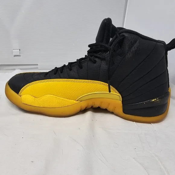 Nike Air Jordan 12 Retro 'University Gold' Shoes Men's Black 130690-070 SZ 9.5