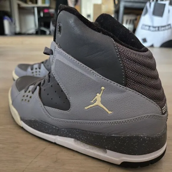 NIKE AIR JORDAN Basketball Shoes SC-1 Game Sports Athletic Hightop Men 9.5 Gray