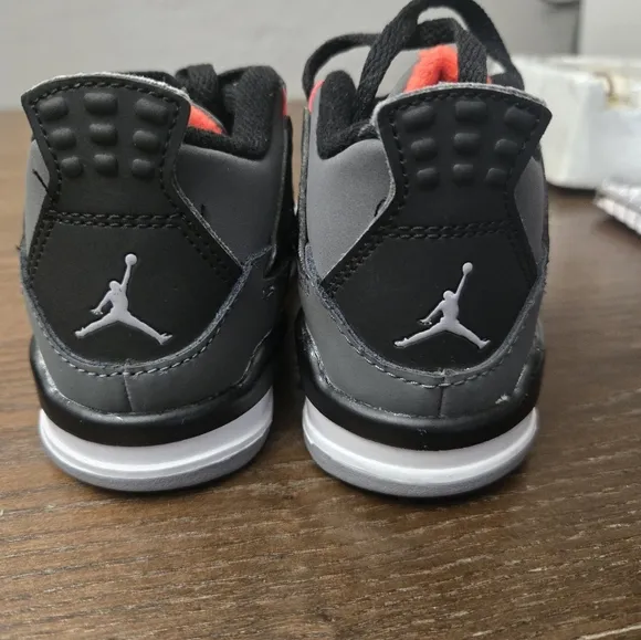 Nike Air Jordan Toddler Size 9c Retro Sneakers Shoes Infrared Black Kids Boys Gi