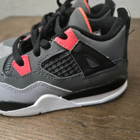 Nike Air Jordan Toddler Size 9c Retro Sneakers Shoes Infrared Black Kids Boys Gi