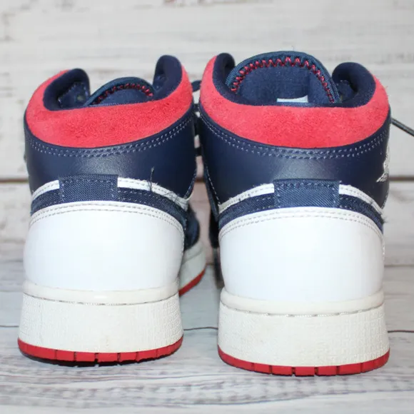 Nike Air Jordan White Navy Blue Red Mid BQ6931-104 Youth 6