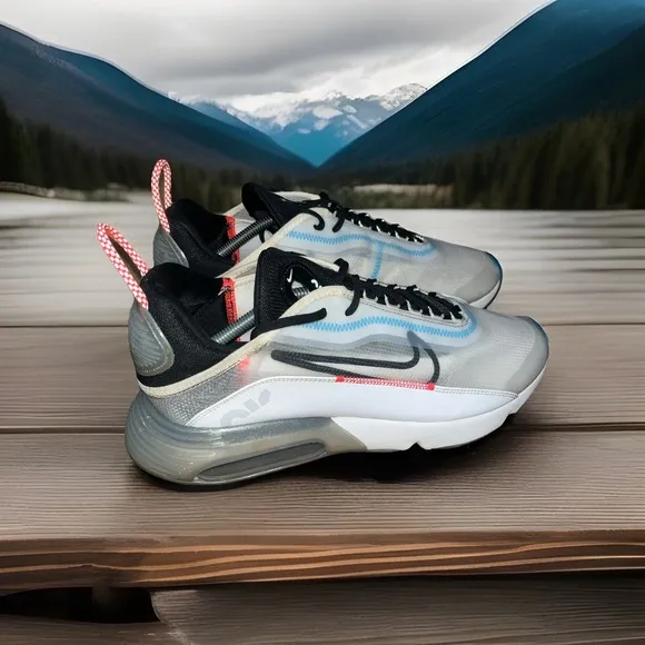 Nike Air Max 2090 Pure Platinum Size 13 LikeNew Gym Shoes Casual Sneakers Crispy
