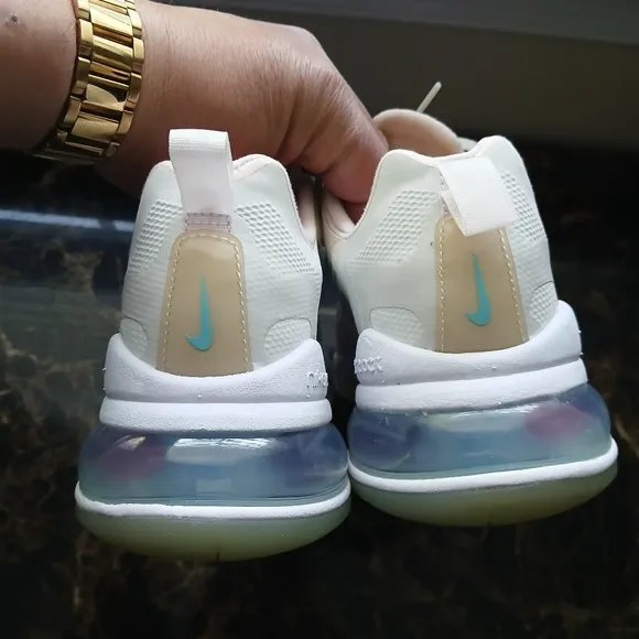 Nike Air Max 270 React Streetwear/Lifestyle Athletic Shoes Size 6.5 for Women