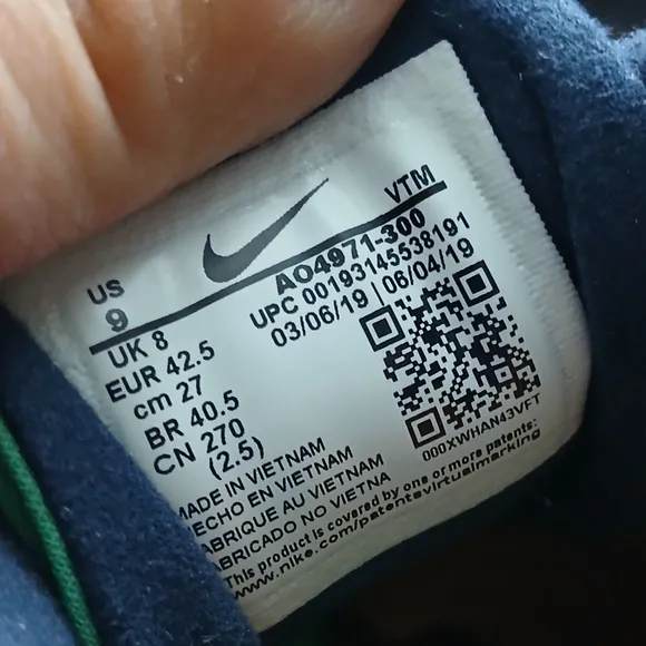 Nike Air Max 270 React Streetwear/Lifestyle Athletic Shoes Size 9 Men/10.5 Wom