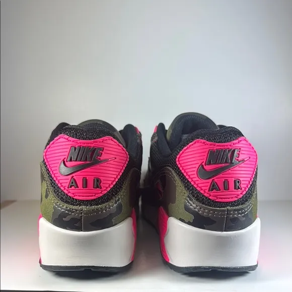 Nike Air Max 90 Camo Pack Sequoia Black Hyper Pink Men’s Size 9 Sneakers Shoes