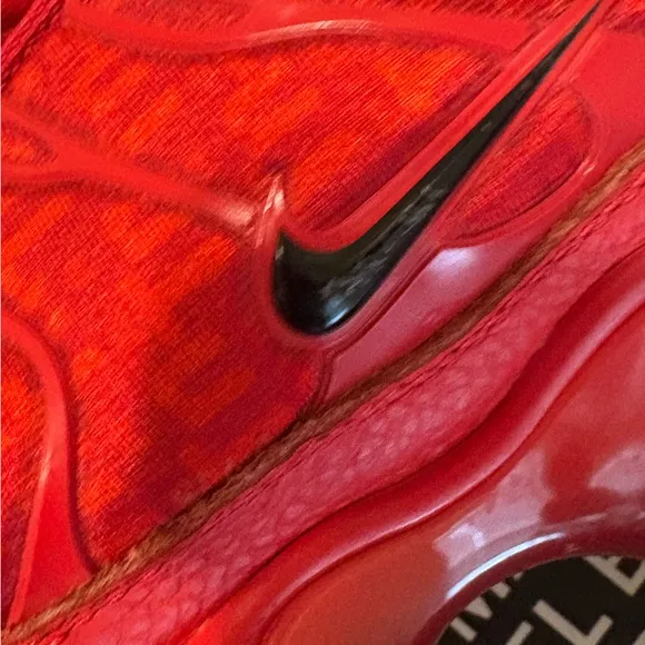 Nike Air Max Plus TN  university red trainers