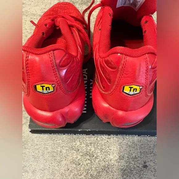 Nike Air Max Plus TN  university red trainers