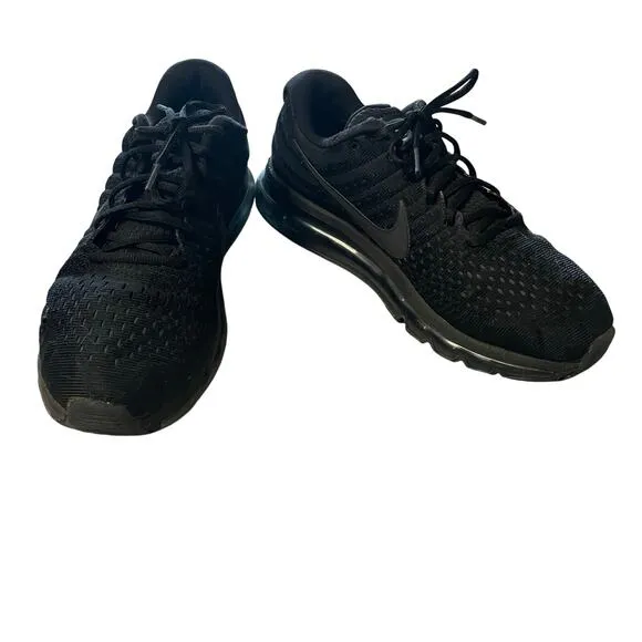 Nike Air Max Sneaker Men's Size 9.5 Lace Up Low Top 2017 Running Shoes Black