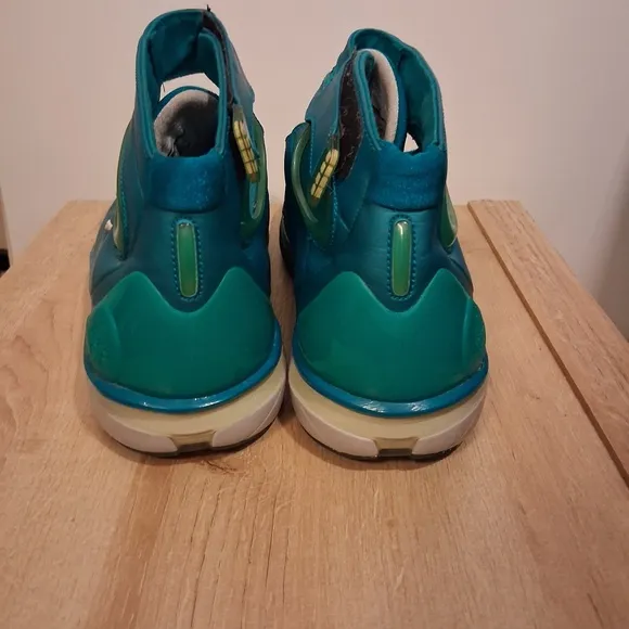 Nike Air Zoom Huarache 2K4 Mens Size 13 Green Teal High Top Basketball Shoes