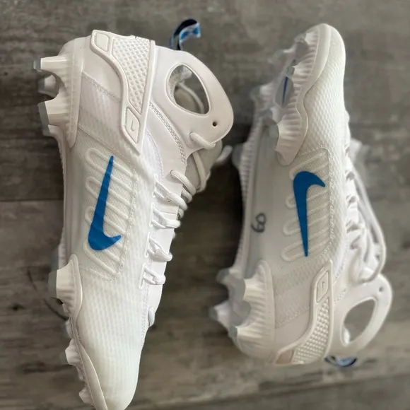 Nike Alpha Huarache 9 Elite Lacrosse Cleat UNC PE FQ1137-100 men size 10 NEW