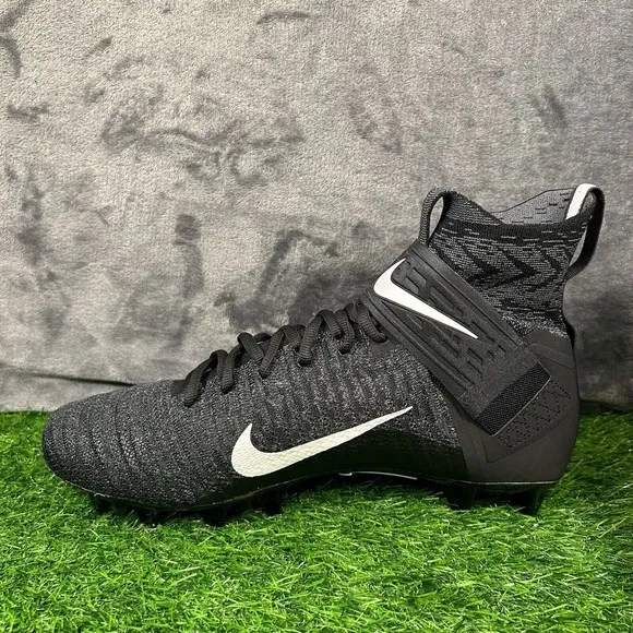 Nike Alpha Menace Elite 2 Mens 12.5‎ W Black White Football Cleats High Top NEW