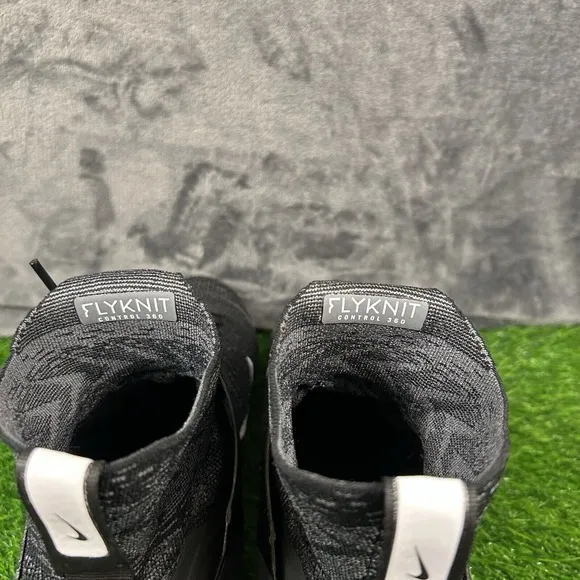 Nike Alpha Menace Elite 2 Mens 12.5‎ W Black White Football Cleats High Top NEW