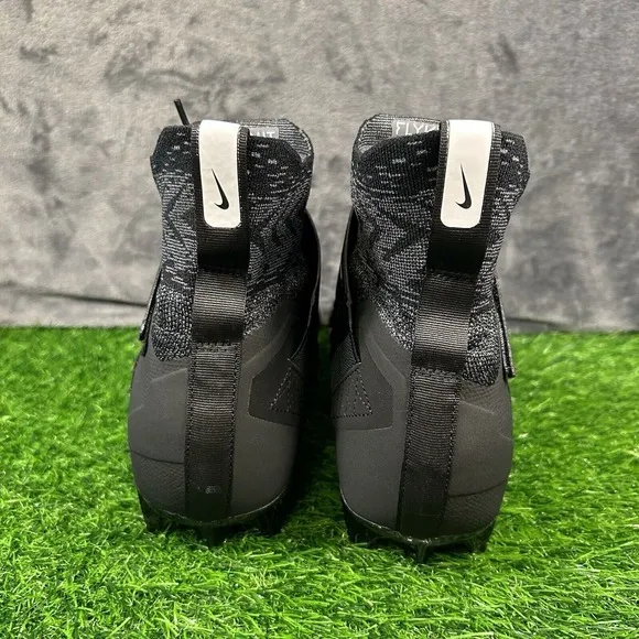 Nike Alpha Menace Elite 2 Mens 12.5‎ W Black White Football Cleats High Top NEW