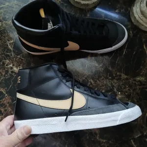 Nike Blazer 77 Vintage Lifestyle/Streetwear/Athletic Shoes Size 11.5 for Men
