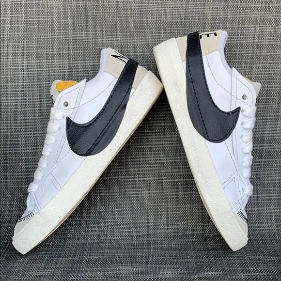 Nike Blazer Low '77 Jumbo Sneakers Shoes DN2158-101 Men’s size 6