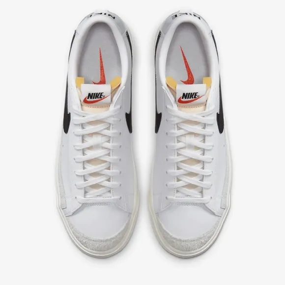 Nike Blazer Low ‘77 Vintage Sneaker, Black and White w/ Grey Sheepskin, Size 12