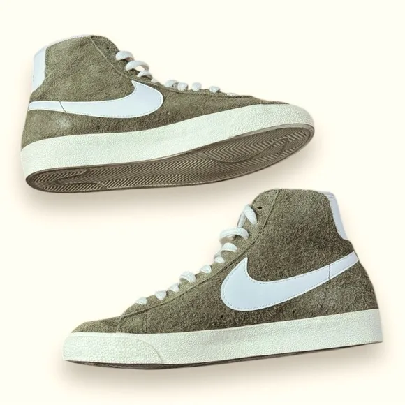 Nike Blazer Mid '77 Vintage Tennis Shoes High Suede DV7006-200 Women’s Size 9.5