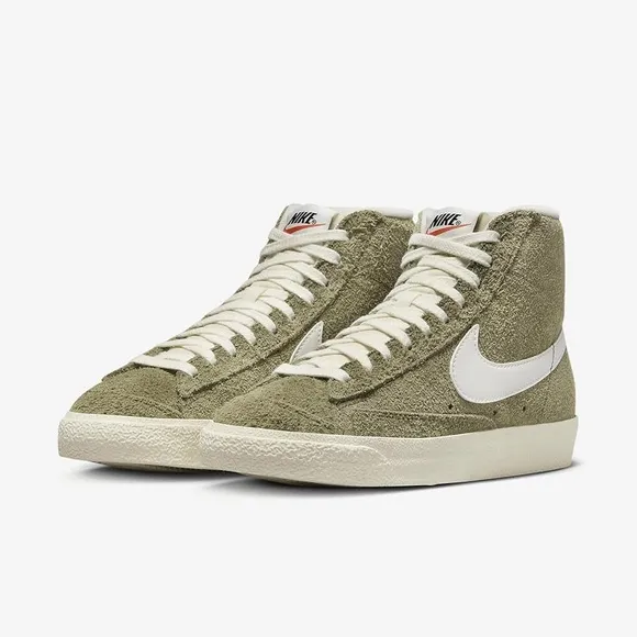 Nike Blazer Mid '77 Vintage Tennis Shoes High Suede DV7006-200 Women’s Size 9.5