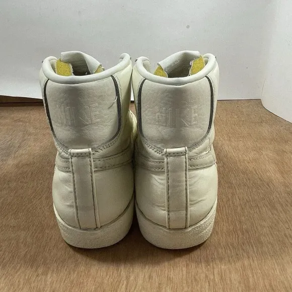 Nike Blazer Mid 77 Women Size 7 Vintage Coconut Milk Off White Hoop CZ1055-116