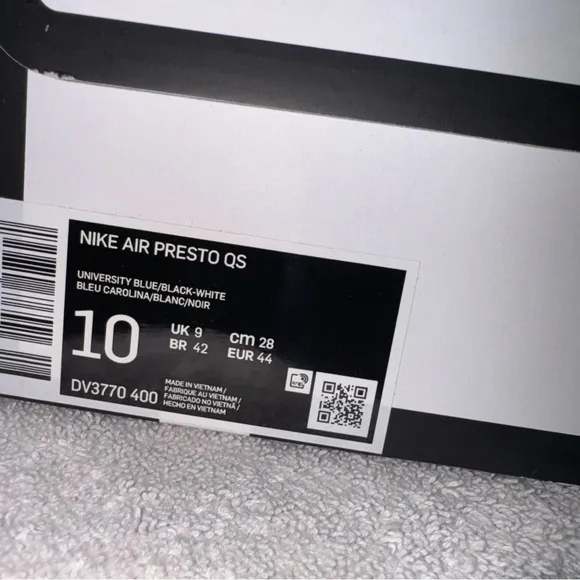 Nike Blue and White High-Top Athletic Shoes