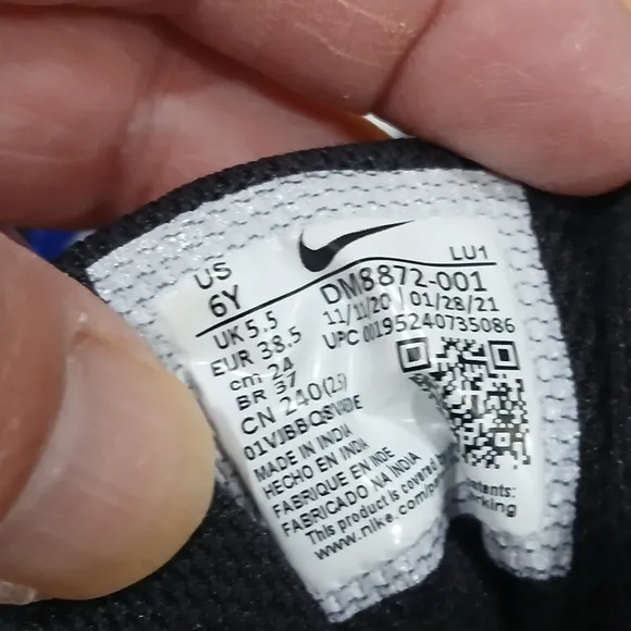 Nike Court Borough Mid II Streetwear/Lifestyle Shoes Size 6 Youth/7.5 Wo…