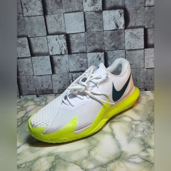 Nike Court Zoom Vapor Cage 4 Rafa .white Vol Geode Teal Size 11 Tennis Shoes ..