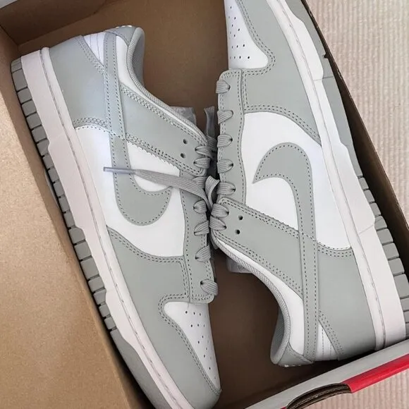 Nike dunk low grey and white women's sports shoes