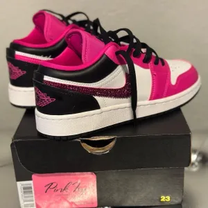 Nike Jordan 1 Low Black and Pink
