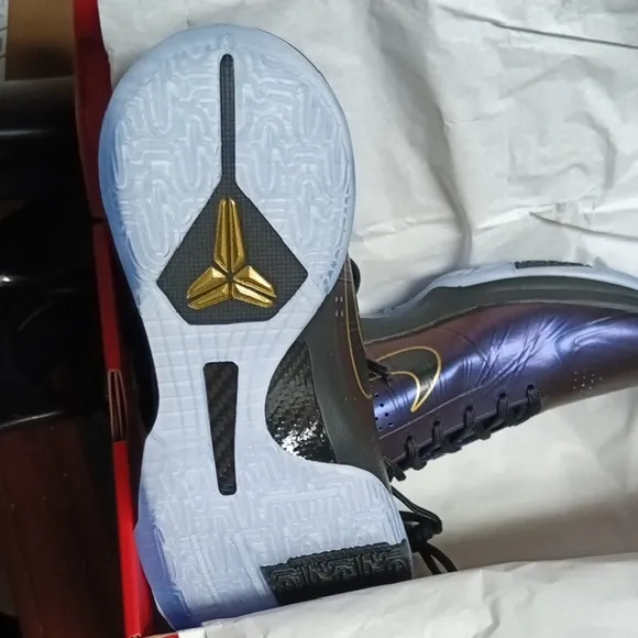 Nike Kobe V Protro Basketball Shoes