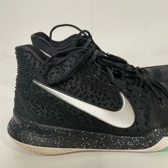 NIKE Kyrie Irving 3 Black Ice High Top Basketball Shoes Size 11.5