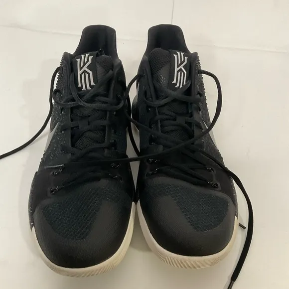 NIKE Kyrie Irving 3 Black Ice High Top Basketball Shoes Size 11.5