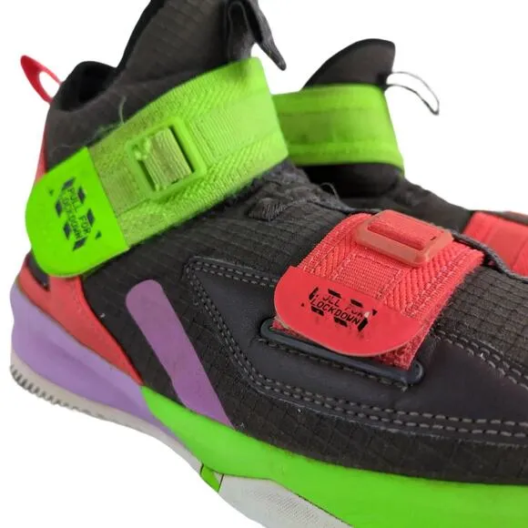 Nike LeBron Soldier 13 XIII Youth 6 Basketball Shoes Sneakers CJ1317-002 Thunder