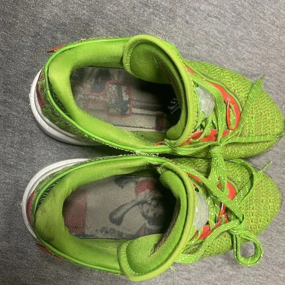 Nike Lebron XX 20 GS Stocking Stuffer Shoes Grinch Youth US 7Y DQ8646-300