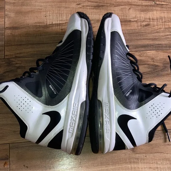 Nike Max Air Flywire basketball Sneakers men’s sports shoes Black n White sz 11