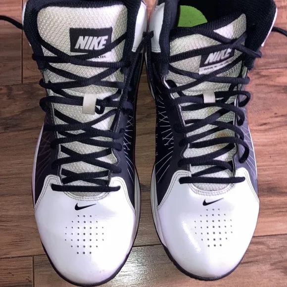Nike Max Air Flywire basketball Sneakers men’s sports shoes Black n White sz 11