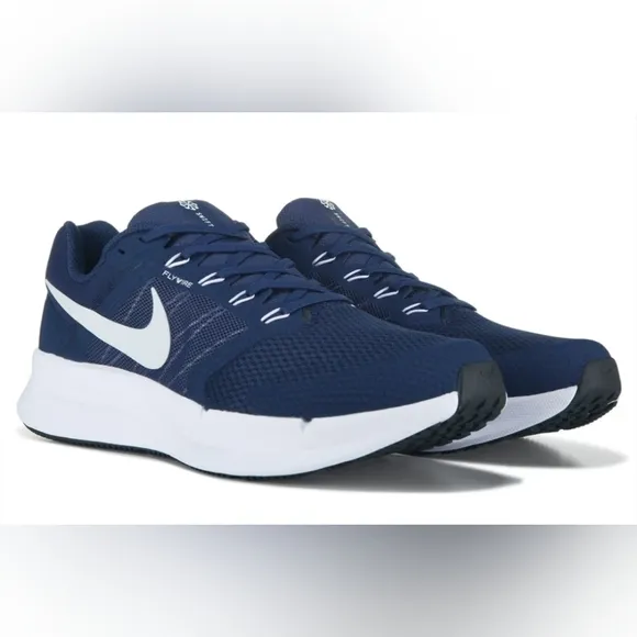 Nike Men's Athletic Shoes - Navy and White