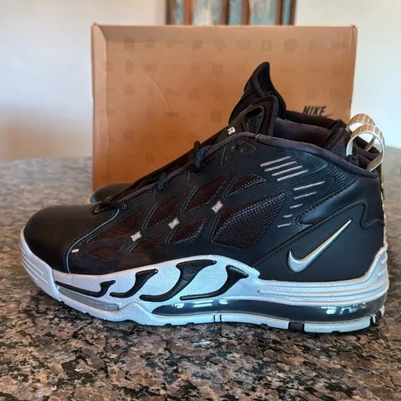 Nike Men's Black air max pillar EUC 10.5