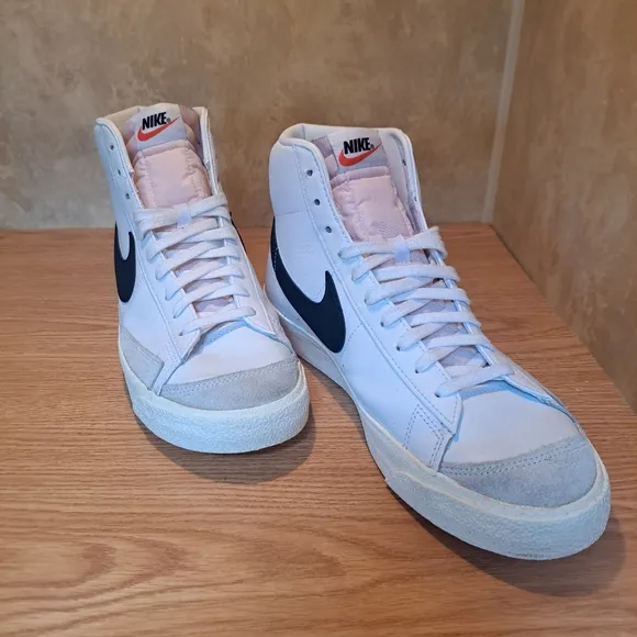 Nike Men's Blazer Mid '77 Vintage Shoes