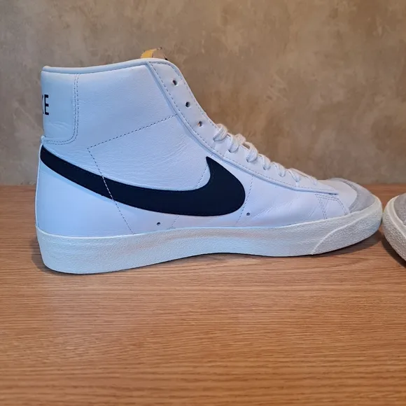 Nike Men's Blazer Mid '77 Vintage Shoes