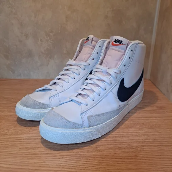 Nike Men's Blazer Mid '77 Vintage Shoes