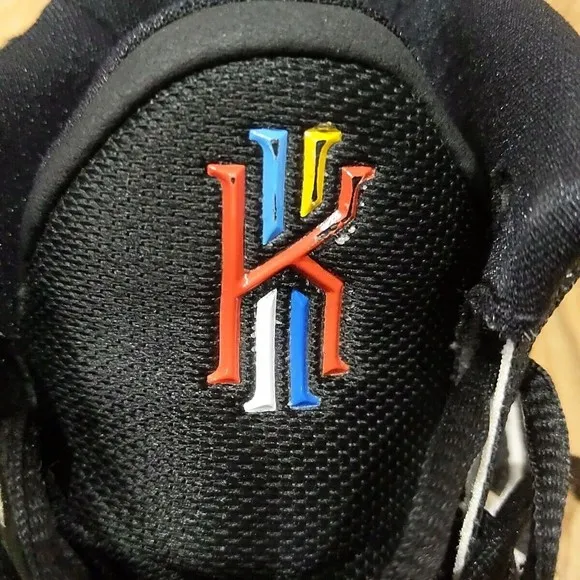 Nike Mens Kyrie 7 Brooklyn Nets 2020 Size 8.5 Black Air Zoom Sneakers Basketball