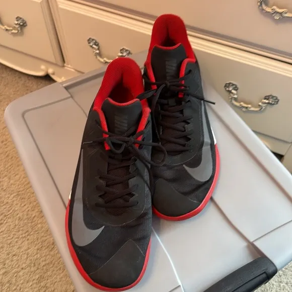 Nike Men’s Precision 4 Basketball Shoe, Black Red White, Size 14.  CK1069-005