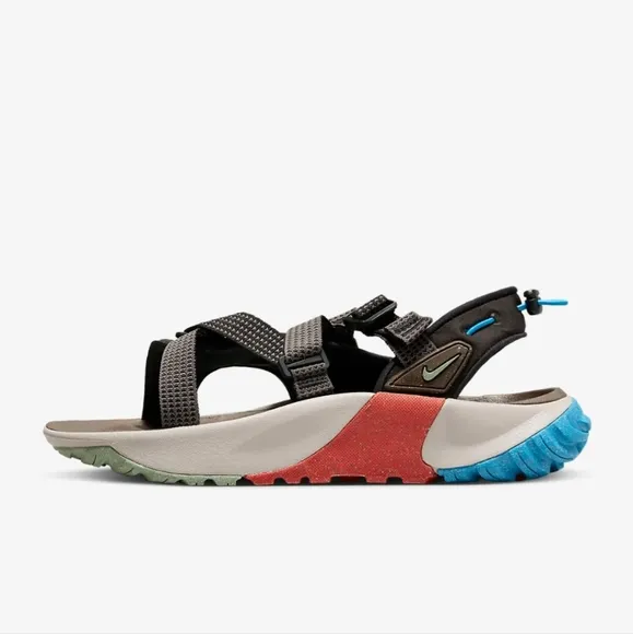 NIKE Oneonta Sandals