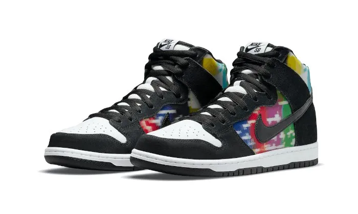 Nike SB Dunk High TV Signal