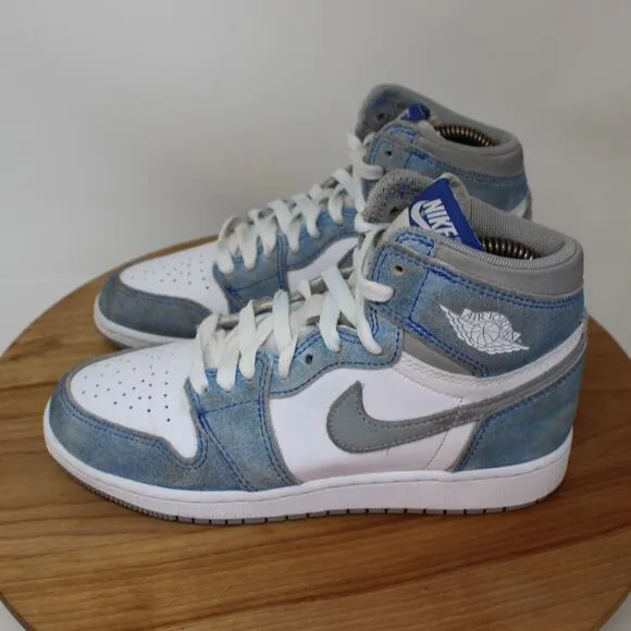 Nike Shoes Kids 4.5 Air Jordan 1 Retro High OG GS Sneaker Hyper Royal Streetwear