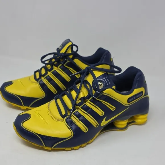 Nike Shox Michigan Yellow and Blue Athletic Shoes Mens Size 9
