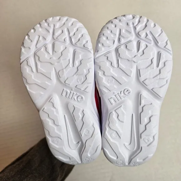 Nike Star Runner 4 NN Size 8C Sneakers Slip On University Red White RunningShoe
