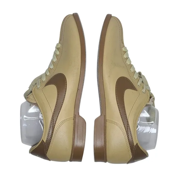 Nike Vintage Bowling Shoes Size 9