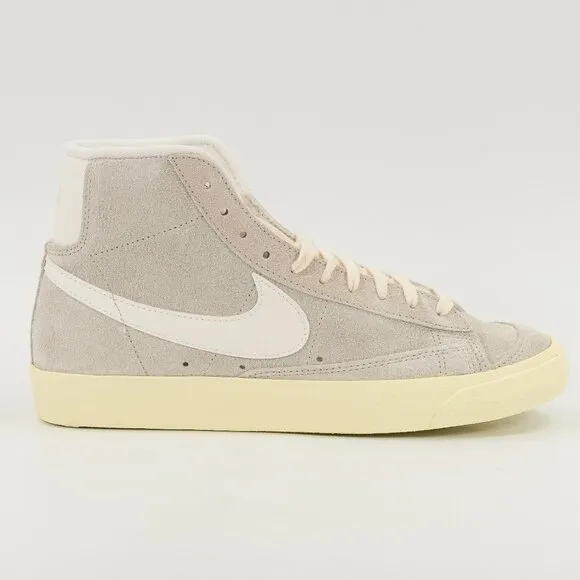 Nike Women's Blazer Mid '77 Vintage Light Bone Alabaster DV7006-001 size 6 - 12