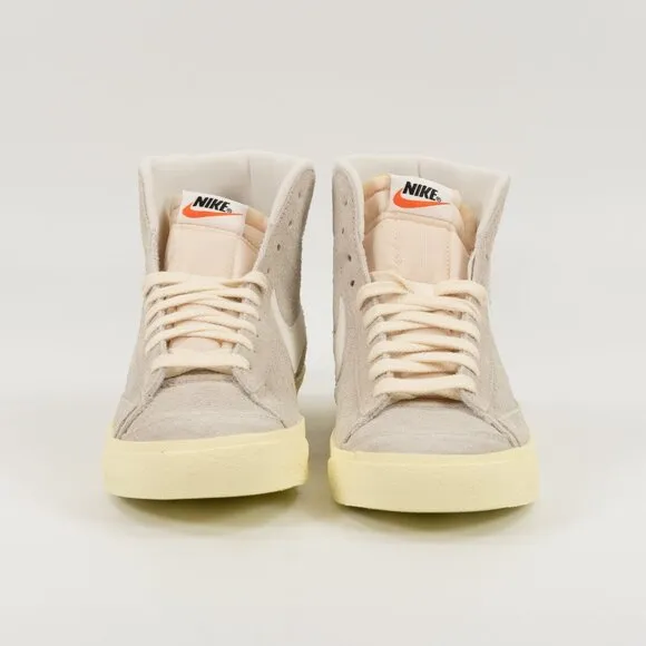 Nike Women's Blazer Mid '77 Vintage Light Bone Alabaster DV7006-001 size 6 - 12